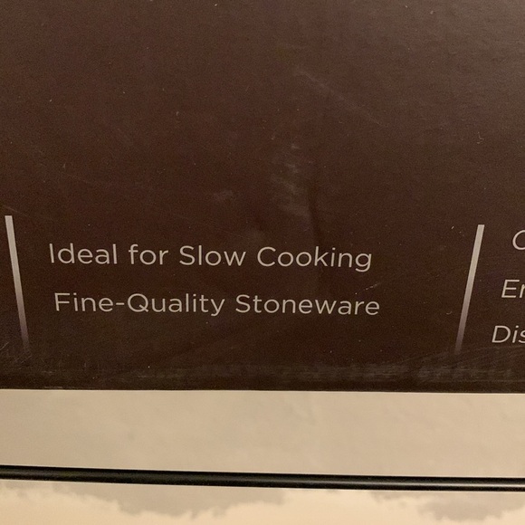 BNWOT HELL'S KITCHEN 14" PIZZA & More 14" Baker Stoneware - Picture 3 of 9